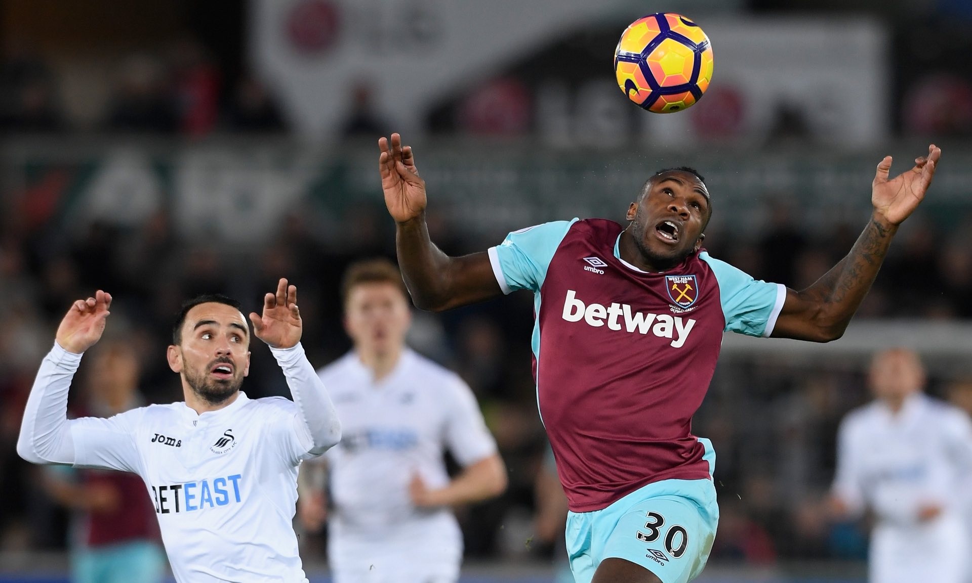 场对阵掘金 场对阵掘金